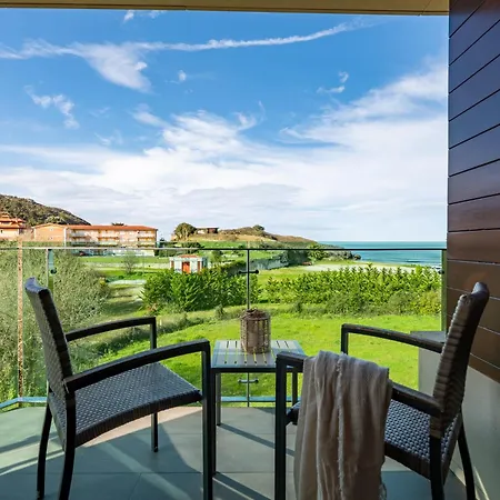 Albatros * Barro (Llanes)