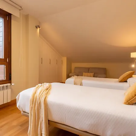 Albatros Barro (Llanes)