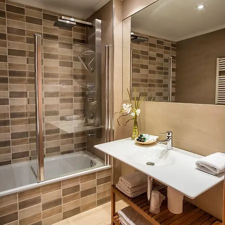 Albatros Barro (Llanes)