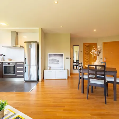 Albatros Apartment *